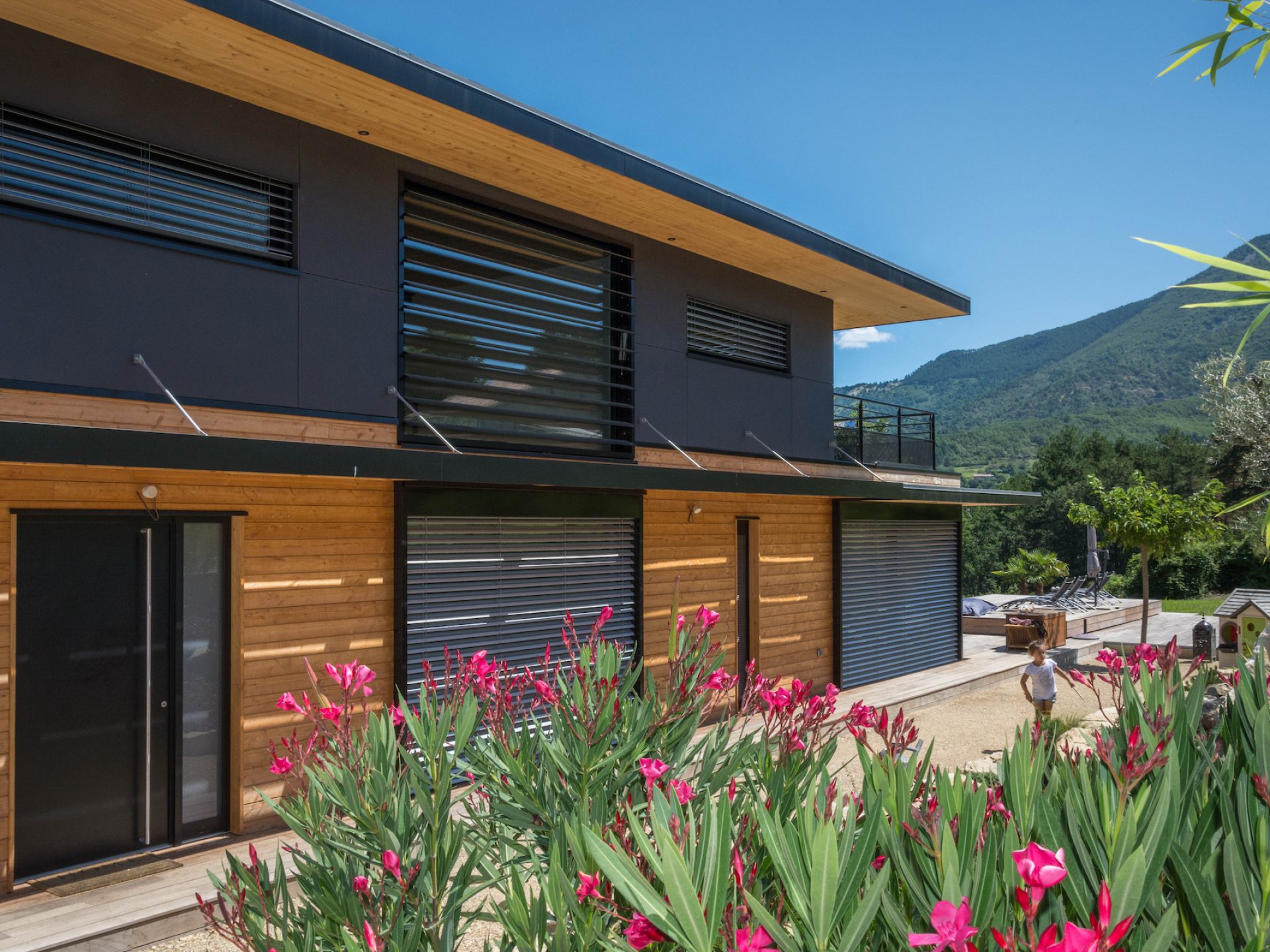 Agence Architecte NaturARCH, Maison individuelle en KLH et ossature bois à Digne-les-Bains